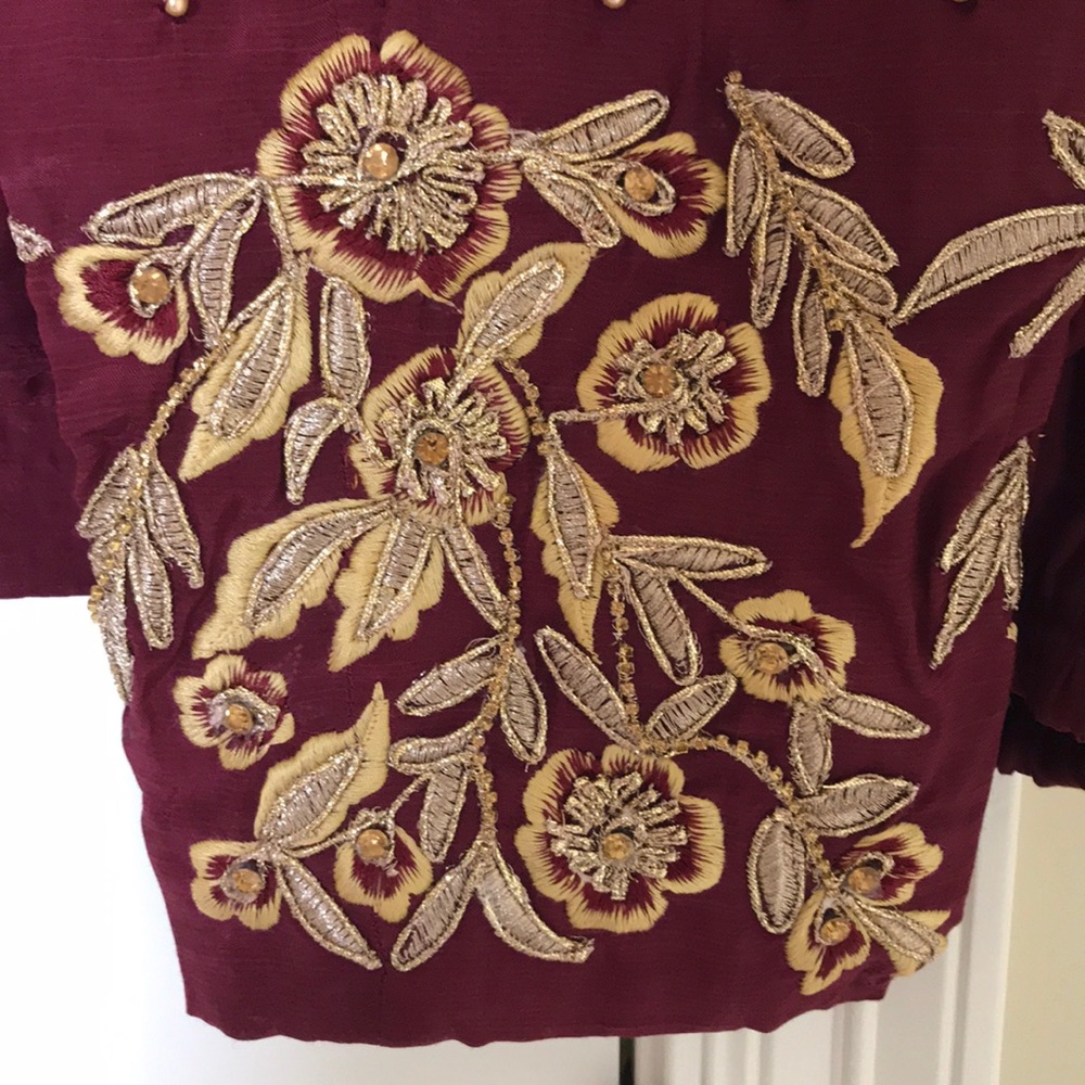 Party/Eid maroon shalwar kameez - Picture 5 of 6